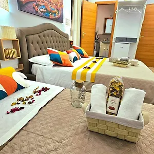 https://home-art.it-romehotels.com