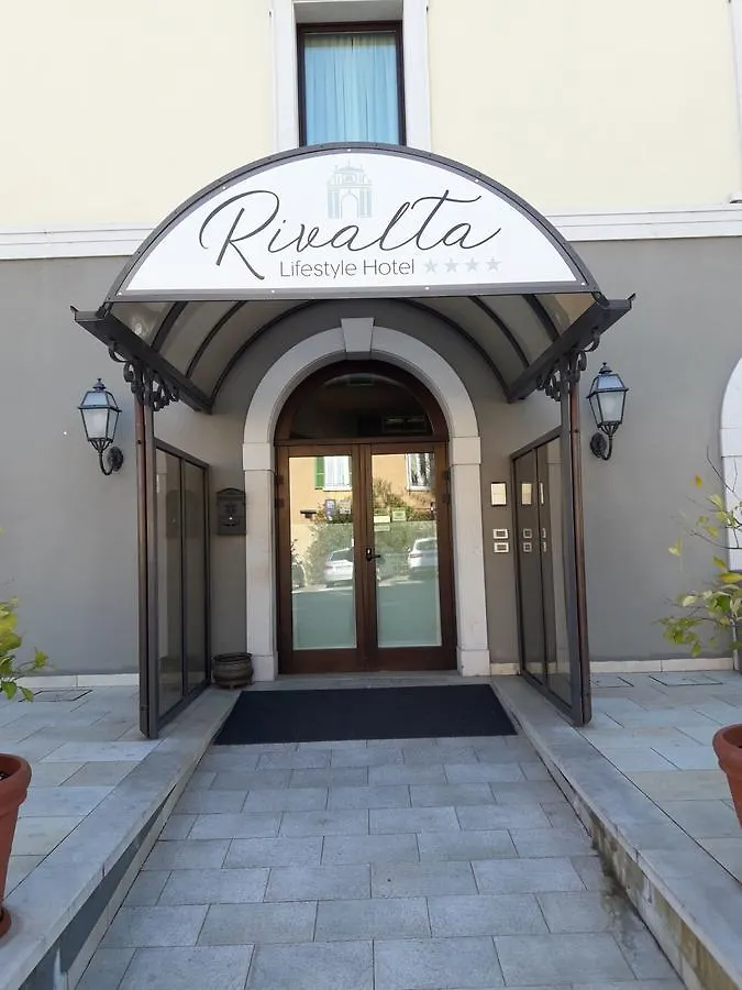 Rivalta Life Style Hotel Salo 4*,