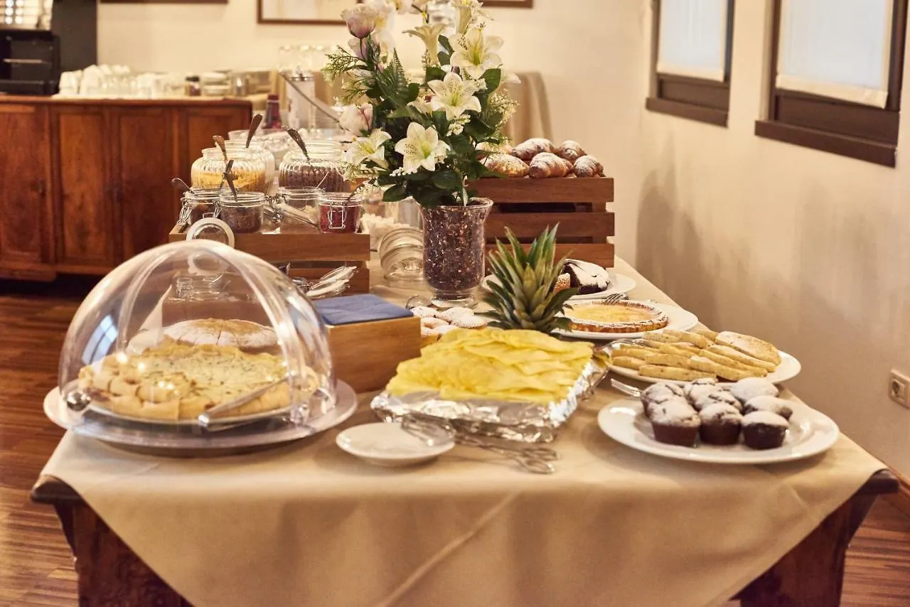 Rivalta Life Style Hotel Salo 4*,
